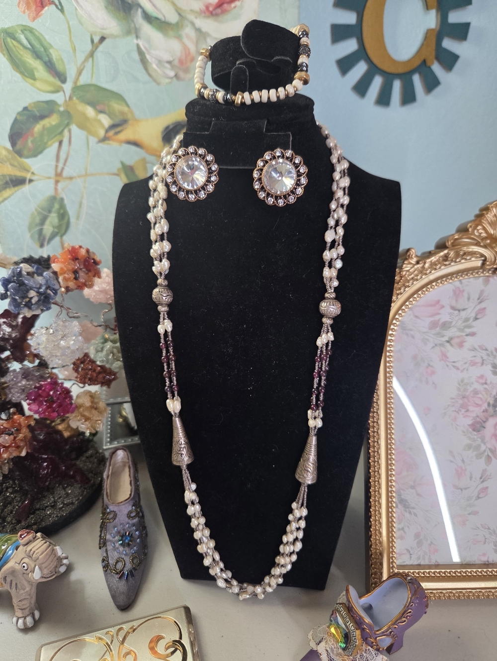 Vintage Pearl and Crystal Bead Long Necklace Jewelry Set - Ivory and Gold/Bronze